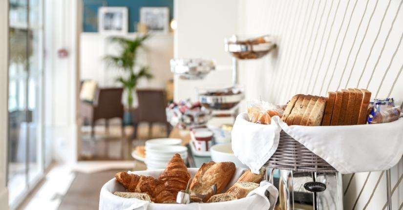 Hôtel Passy Eiffel - Prima Colazione